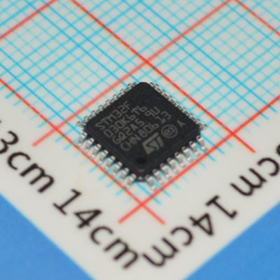 STM32F030K6T6 MCU Cortex-M0 de 48 MHz, 32 KB Flash, 4 KB RAM, ADC de 12 bits, 16 GPIOs, LQFP-32, 2.4-3.6V, -40°C a +85°C, Rentable