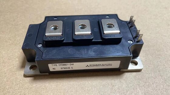 CM300DY-24A 1200V 300A Módulo IGBT doble Bajo VCE (sat) 2.7V Baja pérdida de conmutación Alto cortocircuito Robustez Alta aislamiento para unidades industriales pesadas y UPS